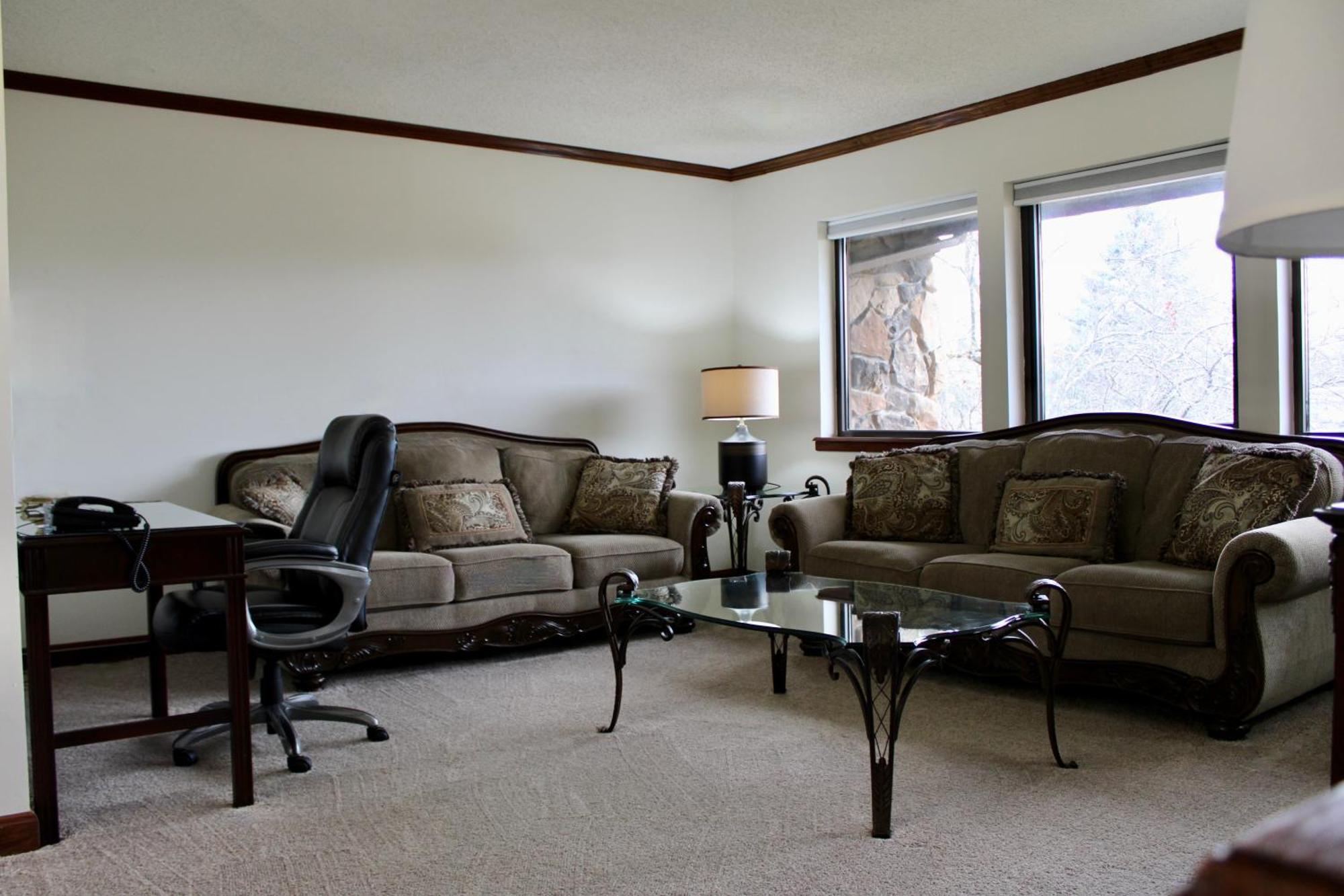 The Carlton Lodge Adrian Bagian luar foto