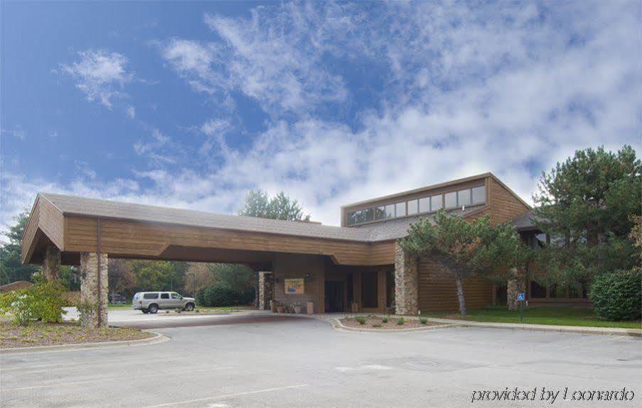 The Carlton Lodge Adrian Bagian luar foto
