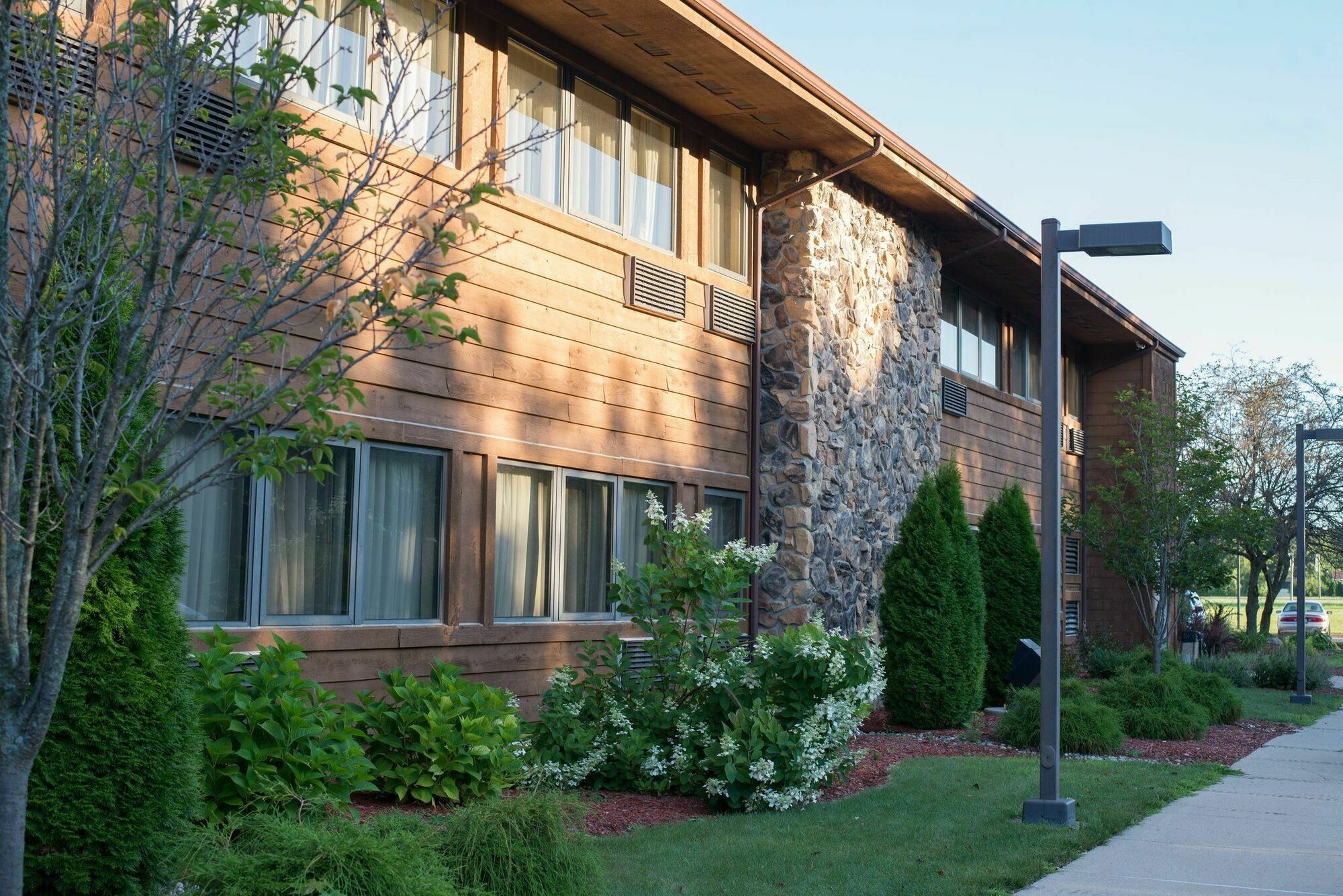 The Carlton Lodge Adrian Bagian luar foto